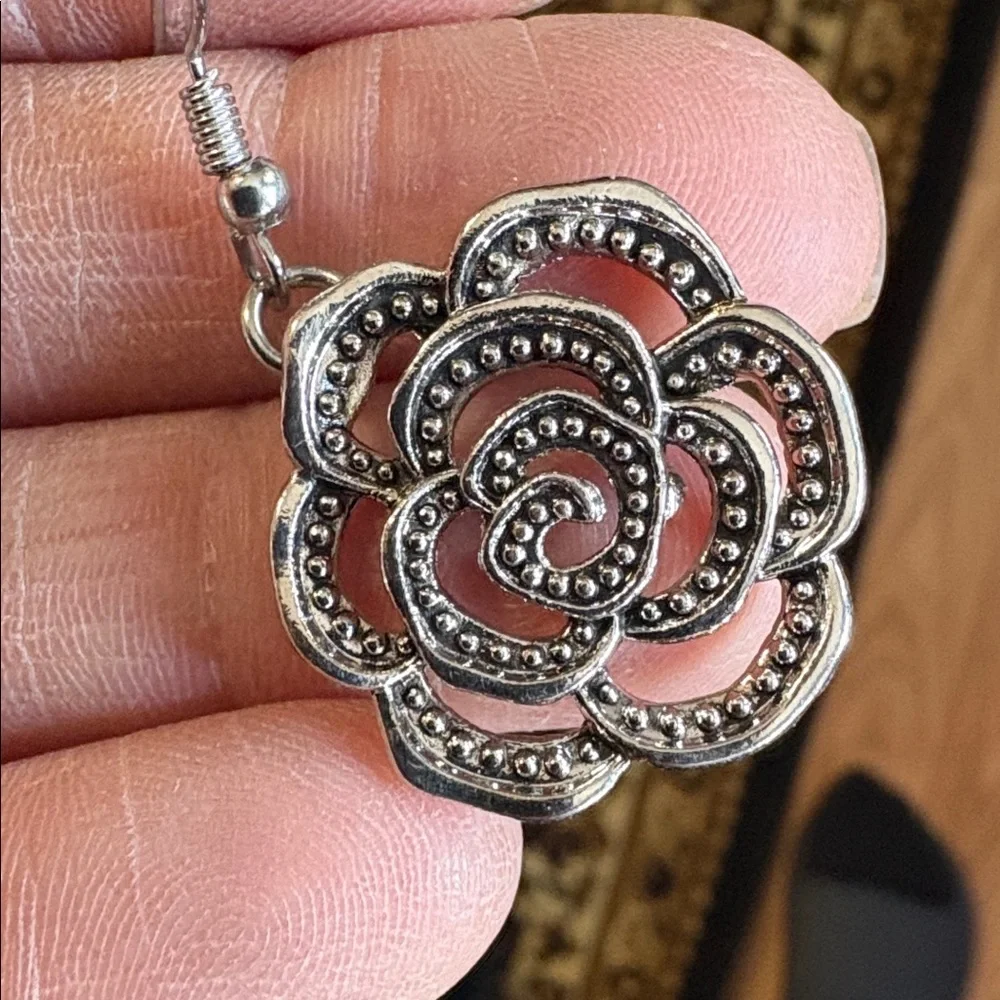 N/A vintage silver